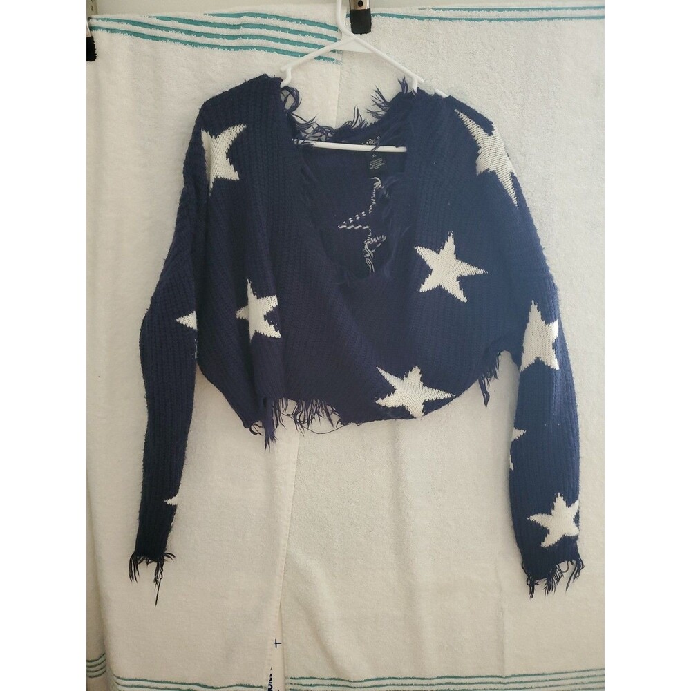 JUST POLLY Black /Cream Fringed Star Baggy Cropped V-Neck Sweater With Raw Edge.